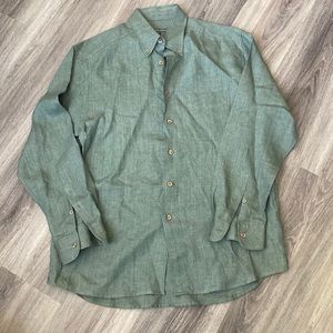 Saks Fifth Avenue button down shirt